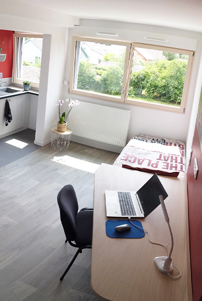 studio jeune 1